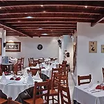 Cristal Caldas מלון 3*