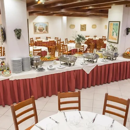 Cristal Caldas קלדס דה ריינה