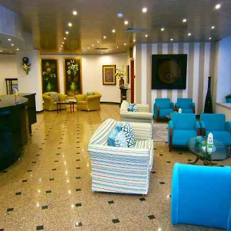 Cristal Caldas 3*