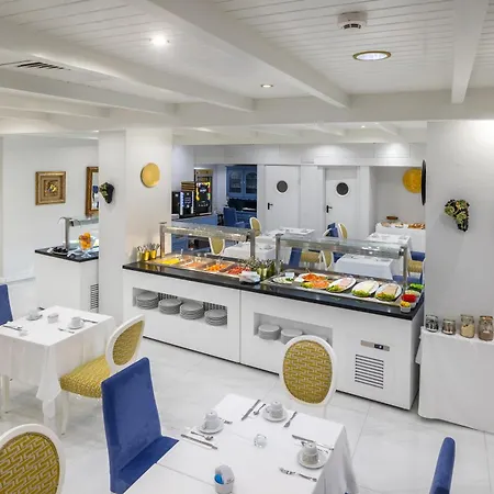 Cristal Caldas Hotel 3*