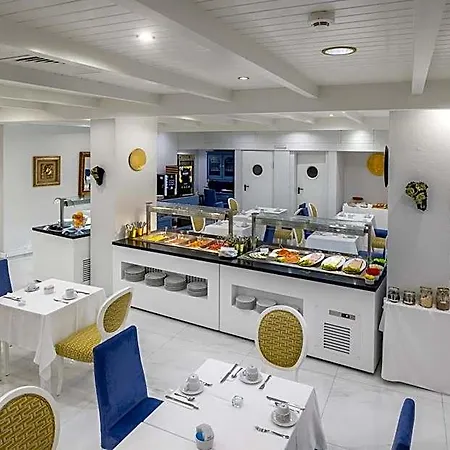 Cristal Caldas Hotel 3*