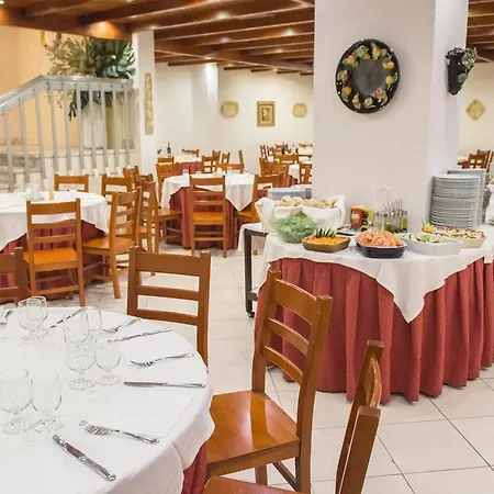 Szálloda Cristal Caldas 3*